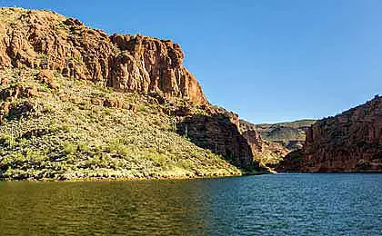 Canyon Lake, AZ