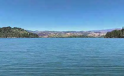 Lake Pillsbury