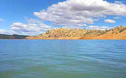 New Melones Lake