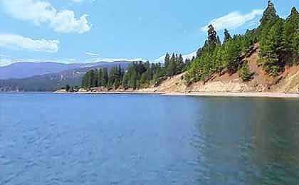 Roosevelt Lake, WA